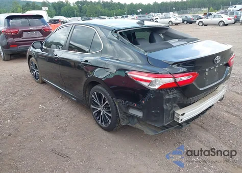 2020 Toyota Camry Se z USA, uszkodzony, nr VIN 4T1G11AK9LU928481